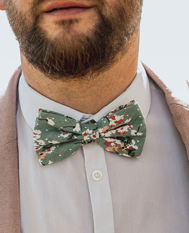 Noeud Papillon Liberty Vert n°3 Homme en Coton «Gaspard» Noeud Papillon Liberty Vert n°3 Homme en Coton «Gaspard»