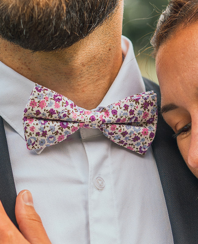 Noeud Papillon Liberty Violet Homme en Coton «Gaspard» Noeud Papillon Liberty Violet Homme en Coton «Gaspard»